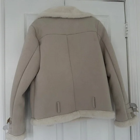 Beige Faux Shearling Aviator Jacket / Oversized Sherpa Lined Coat - Picture 6 of 6